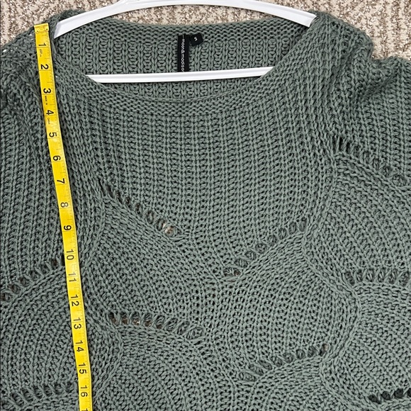 Green Knit Poncho Moon &MADISON - Picture 2 of 5